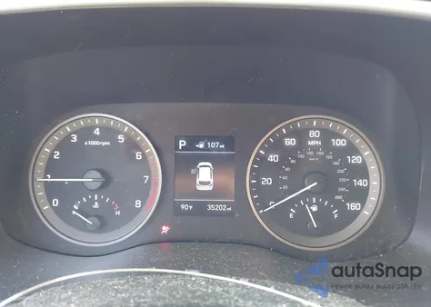 2021 Hyundai Tucson Value z USA, uszkodzony, nr VIN KM8J3CA41MU329248